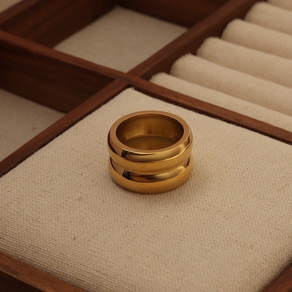 Inner Harmoni 18K Gold Plated Elegant Double Bubble Gold-Tone Women's Ring - Picture 5 of 6